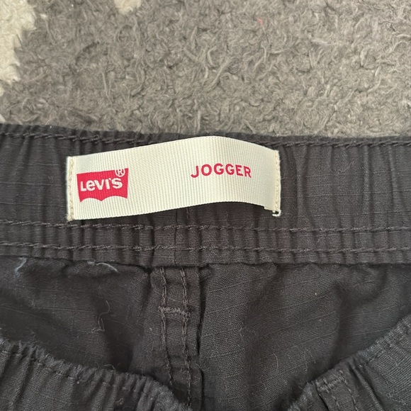 Levi’s boys jogger - Picture 2 of 7
